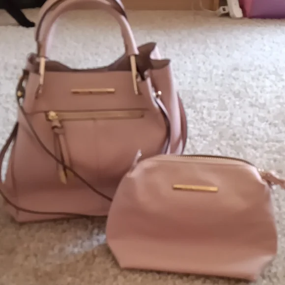 Steven Madden Handbag Set - Picture 1 of 9